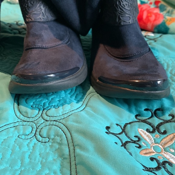 Blue navy suede boots - Picture 12 of 12